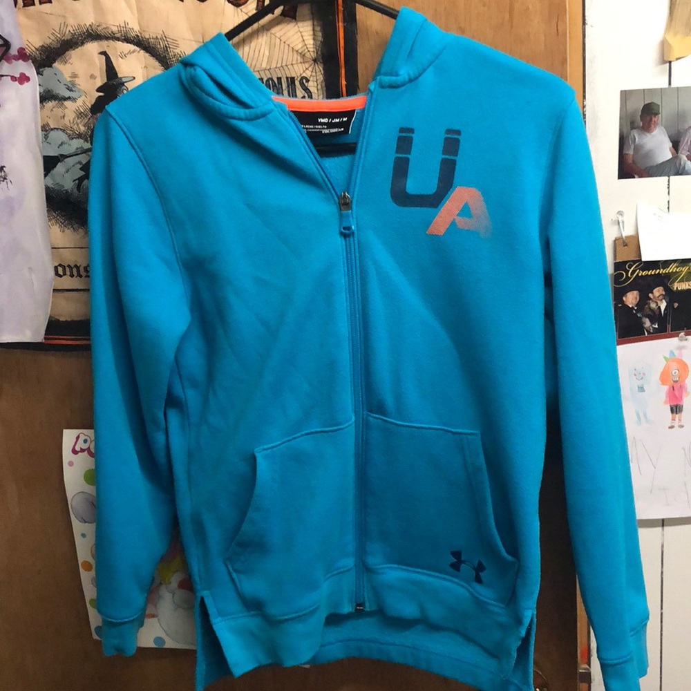 Used under armor boys zip up hoodie size md